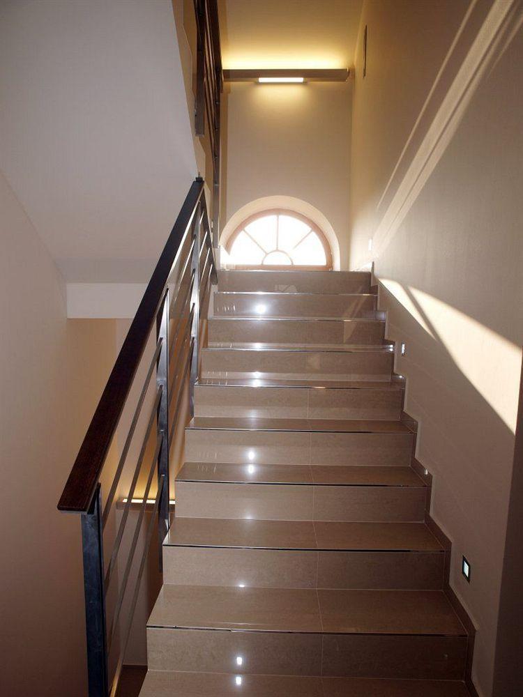 Отель Hotel Budweis 4*